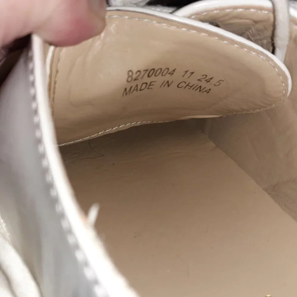 YOSUKE-White Faux Patent Lace-Up Oxfords-Sz 24.5/8-Very Good - Picture 8 of 10